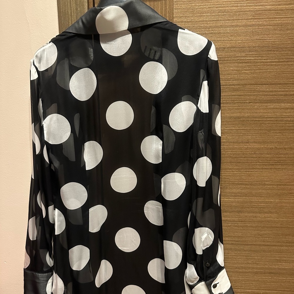 Dolce&Gabbana Silk Black and White Polka Dot Sheer Blouse size 40 never worn - Picture 7 of 10